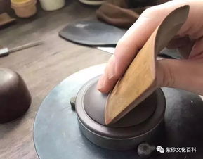 我的紫砂壺蓋子里面有羅圈紋,是手拉胚嗎